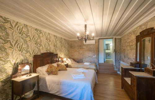 Castelo Gerês - Exquisite Eco-Cottage - jacuzzi - Foto 35