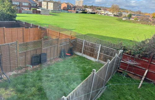 Chartsworth 4 Bedrooms Spacious House - Foto 8