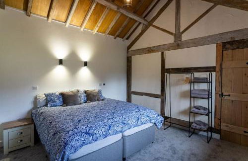 Long Barn, seaside cosy cottage for 8 - Photo 3