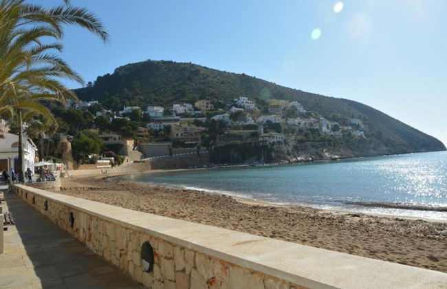 Villa With Sea Breeze Charm - Foto 32