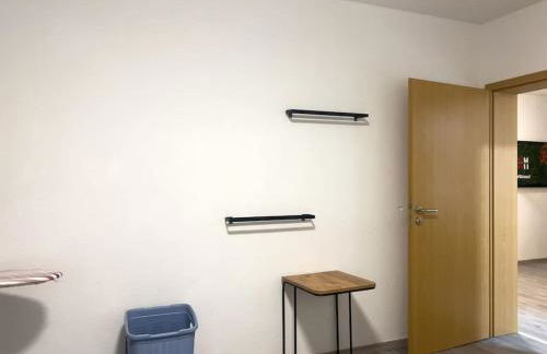 Livemore24 - Apartment 5 in Duisburg WLAN - Smart-TV - 24-7 Check-in und Küche - Photo 8