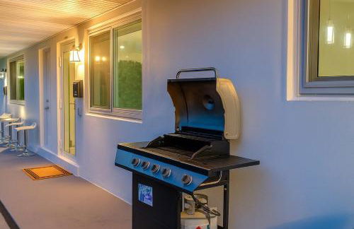 Waterfront HotTub Steps from the Airport Boat Slip - Foto 17