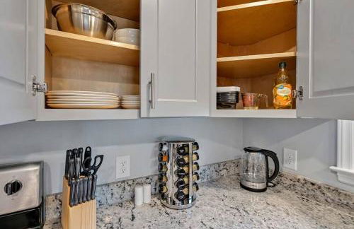 Downtown Gem, 2 Kings, 1 Queen, Newly Renovated - Foto 11