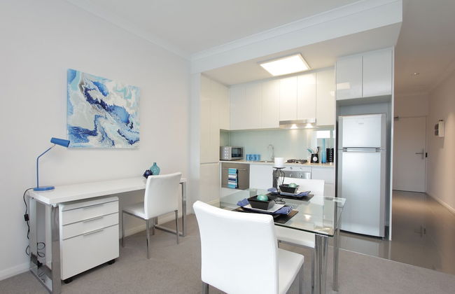 188 Apartments - Photo 4