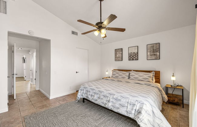 The Sunnyside House - Photo 23