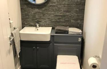 Modern 3 Bed Barn Conversion in Great Urswick - Foto 2