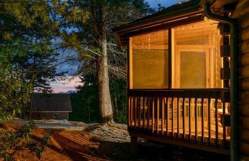 Luxury Cabin 45 Min to Asheville Hot Tub & Fire pit - Foto 47