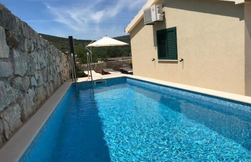 Villa Aranea mit Privatem Pool !!! - Foto 1