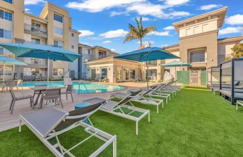 Spacious,2Queen beds, free parking, pool&gym and central location - Foto 10