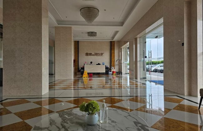 Sky House BSD by Kakarama Room - Foto 2