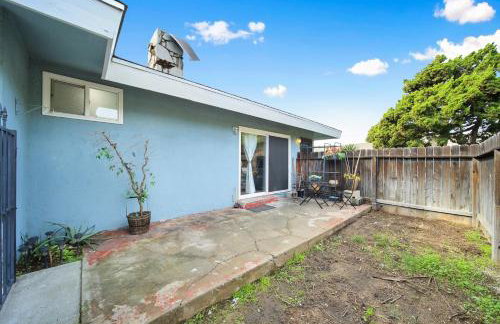 Dreamy & Relaxing Gem With Backyard - 12mins to DT LA - Foto 53