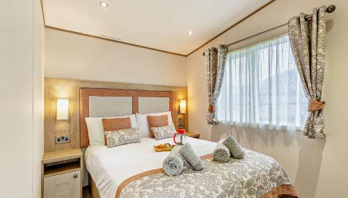 Binky Lodge Stylish Cosy 3-Bedroom Holiday Lodge Hoburne Naish Barton on Sea - Foto 4