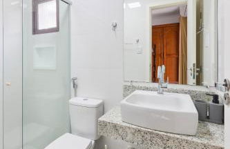 Apartamento espaçoso com ar condicionado e Wi-fi, a 100 metros da praia - Edifício Estoril - Foto 15