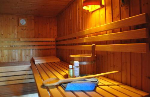 Klaus Jensen , Unter den Linden - Foto 20