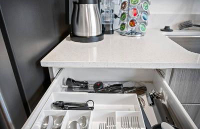 Charming 2BD2BA Apt Near DT-PetFriendlyWiFi - Foto 18