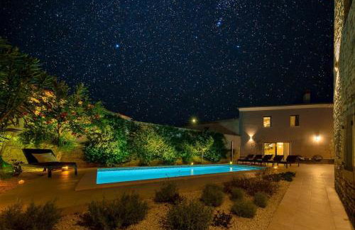 VILLA LATINI - Ideal for a family vacation. Heated pool. Local breakfast optional available - Foto 9