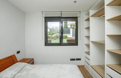 Pet Friendly Home In Santa Susanna - Foto 29