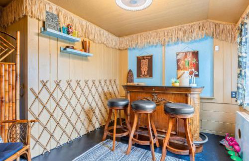 Indy Palm Pad with Patio & Tiki Bar-Mid-Century Charmer-Family Friendly - Photo 51