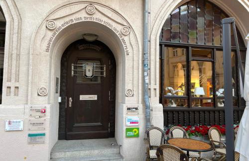 Helle großzügige Dachgeschoss Wohnung I Parkplatz I Schloss Blick #Cosiness Company - Foto 38