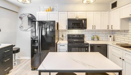 6 Mi to Downtown Cleveland: Lakeview Condo! - Foto 3