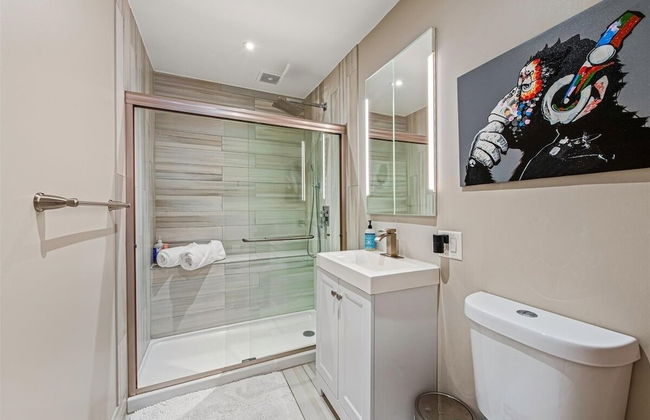 Pocono Scandinavian Cottage 2 Bedroom Cottage by RedAwning - Foto 31