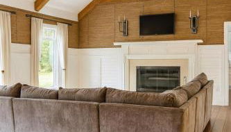 Luxury 7-Bedroom Villa with Pool in Glen Head - Foto 2