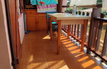 app 4 pers avec balcon 5 min de la plage - Foto 2