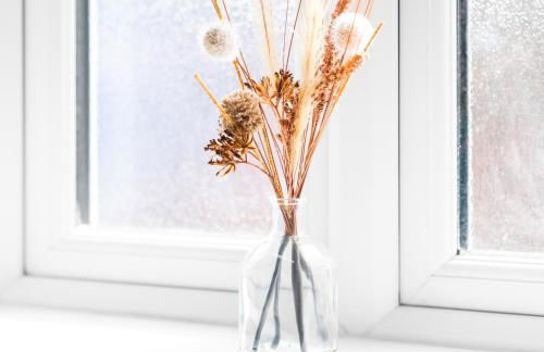 Modern 2 Bed Apartment - Sleeps 3 - Netflix - Parking 55C - Foto 21