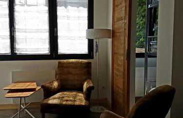 LES VAGUES, terrasse rez-de-ch, parking gratuit, lits faits, animal bienvenu et tout à pied - Foto 40