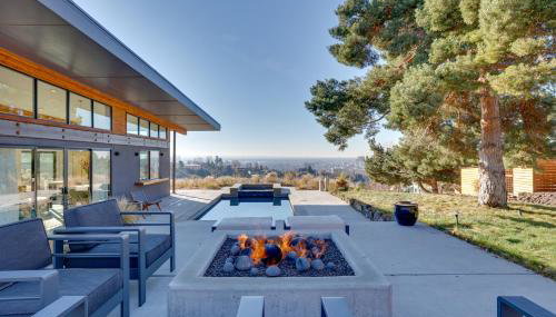 Luxe, Modern Studio with Sweeping City Views! - Foto 2