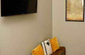 A Cabin in the City with a 5 Star Lush Backyard - Foto 44