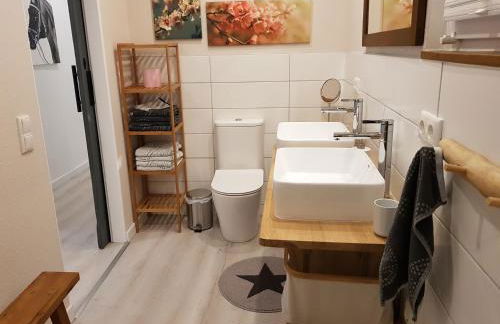 Große, helle Ferienwohnung mit 2 Balkonen auf dem Kastanienhof Oetzen in der Lüneburger Heide - Foto 22