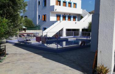 Giannis Gerakios apartments by climbing house - Photo 65