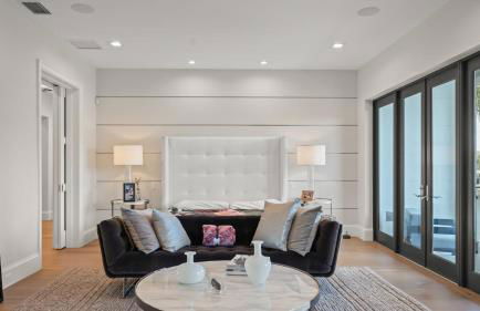 Waterfront Luxury Estate with Private Dock Lighthouse Point - Foto 26