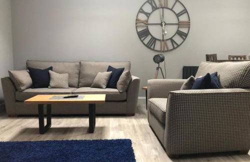 The Store by Caithness Luxury Apartments NC500 - Luxury modern conversion with open plan living - Sleeps 4 - BUDGET FRIENDLY FOR LONG STAY TRADES - CONTACT US - - Photo 6