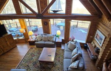 Coopers Run Five Bedroom Log Home with Hot Tub Pool Table and Views - Foto 34
