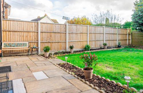 Stunning Place, close to Windsor & Heathrow & Private Parking - Foto 23