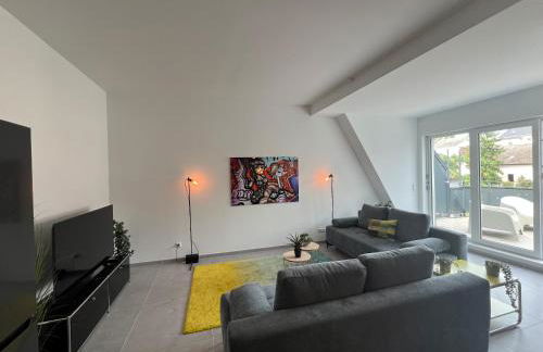 Design am Rhein I Zentral I 2BR I Aufzug I Dachterrasse I Parken I helloYOU apartments x BRIGHT Collection - Foto 12