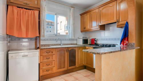 Oliva Avinyo - Photo 4