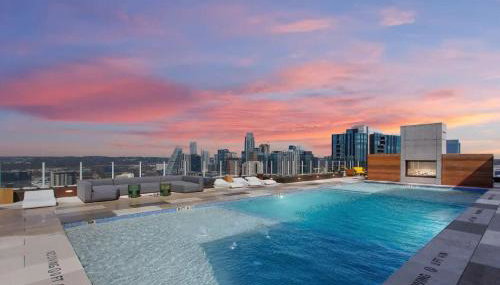 Luxury 2BR Rooftop Pool Austin by Barclé - Foto 3