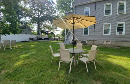 Sunny & Spacious 2BD 1BA WFH Apt-Huge Yard & Patio - Foto 19