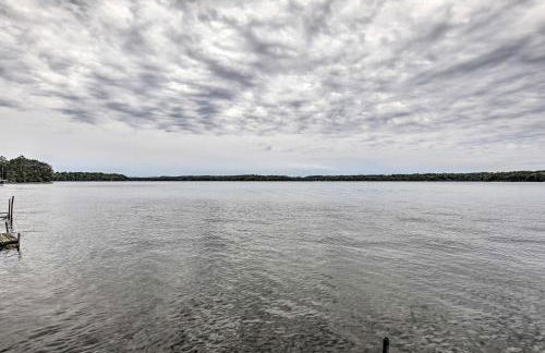 Lakefront Minocqua Cabin with Dock and Fire Pit! - Foto 26