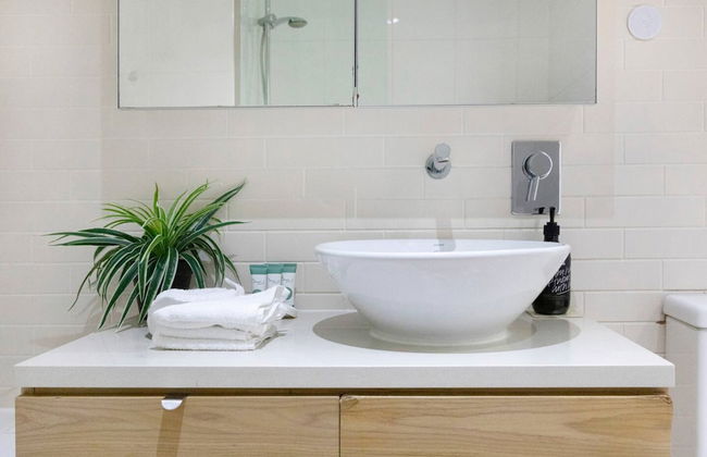 ZEN Paradise - 2-br Waterfront Ocean View Retreat - Photo 38