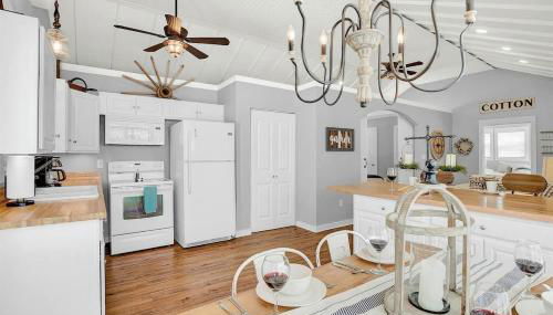 Luxury Combo Walk to Main With 2 Hot-tubs - Foto 2