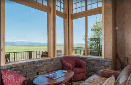 Luxury Home with Stunning 4 Peak Views - Foto 19