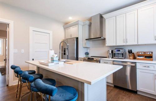 2BR Haven: Remodeled Gem! - Foto 6