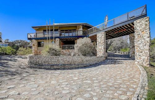 Stunning Lakefront Home with 2 Patios, Chef's Kitchen, & Lake Access - Foto 57