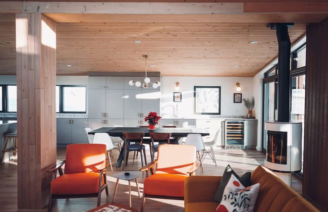 Lakeview Mid Century Luxury Cottage Citq 311414 - Photo 57