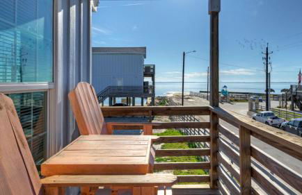 Waterfront Shared Pool w/ Bay Views, Boat Dock Oscar's Lodge by Avantstay - Foto 50