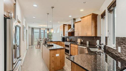 2226 N Washington St - Photo 5